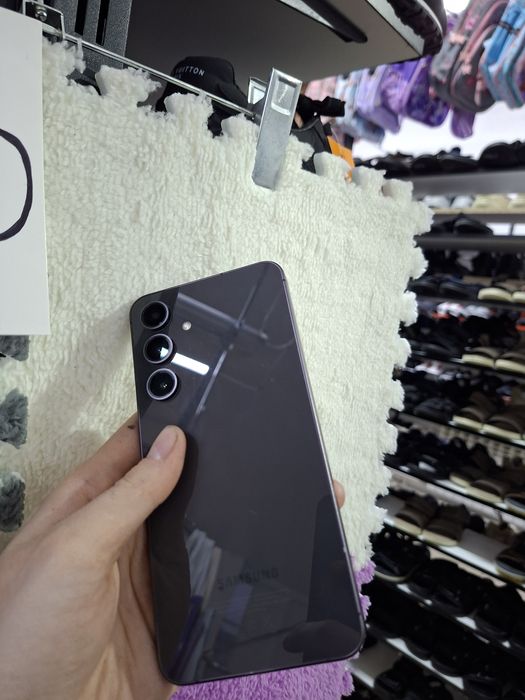 Samsung Galaxy 24 FE