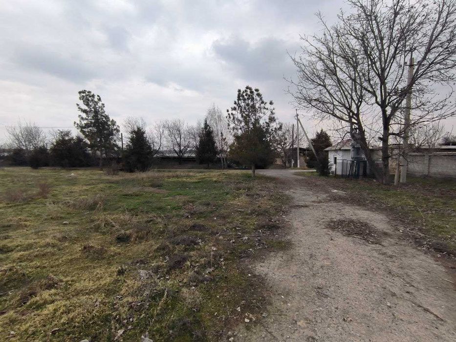 Sotiladi qoziqorin-ishlab chiqarish, ombor 1800 m2 yoki qurilish uchun