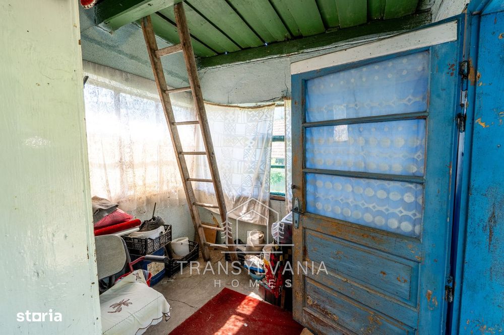 Casă la țară de vânzare în Livada, comuna Petreștii de Jos