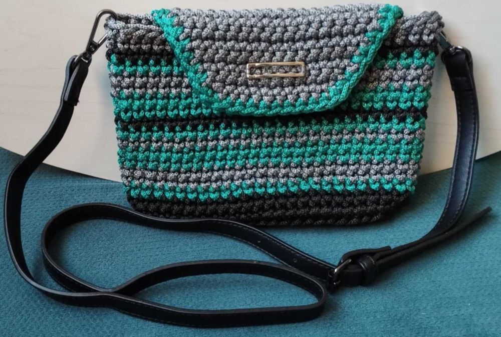 Ръчно плетени дамски чанти