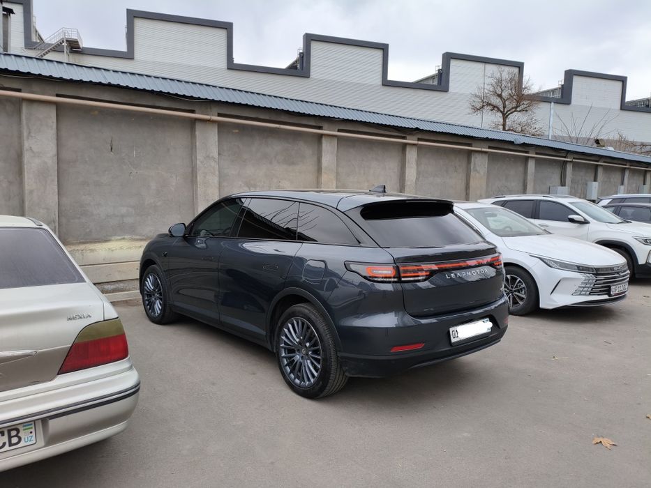 Leapmotor C11 гибрид