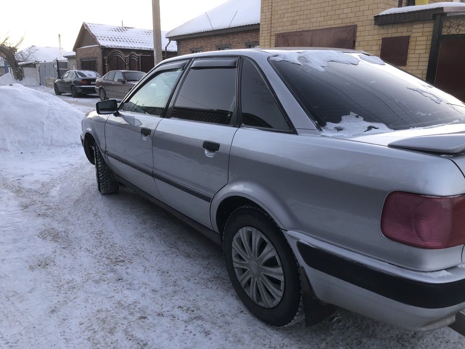 Продам ауди 80 б4