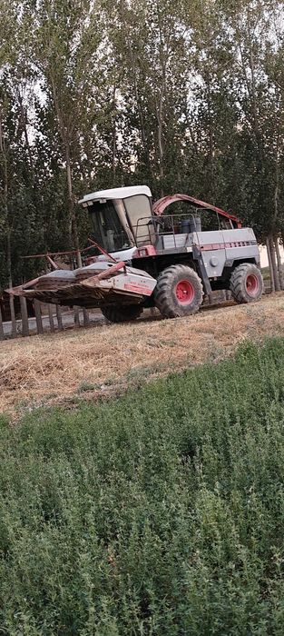 Дон комбайн сотилади. Соз холатда, ўриб кўрсатиб берамиз.
