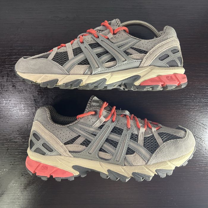 Asics Gel-Sonoma 15-50 - оригинални унисекс маратонки. EU41,5