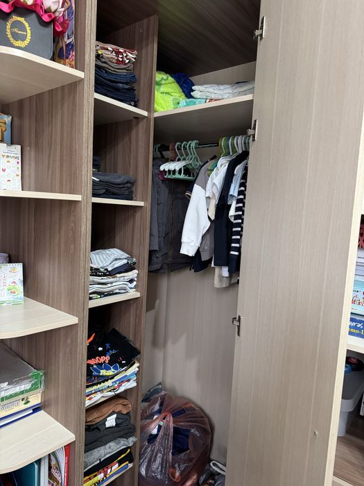 Детская мебель в спальню.