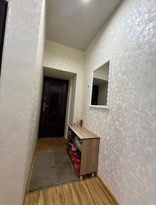 Квартира продаётся Чиланзар 8 квартал 2/1/4 балкон 2*6 ор. ЗАГС