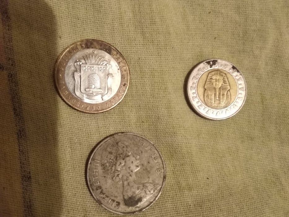 Монеты посуда часы СССР янтарь медали иконы часы СССР чайка позолоченн