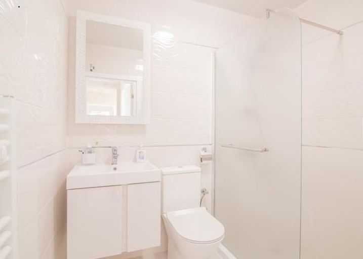 Дава се под наем Тристаен апартамент в София, Студентски град - 115 кв.м за 600 € - Снимка #3