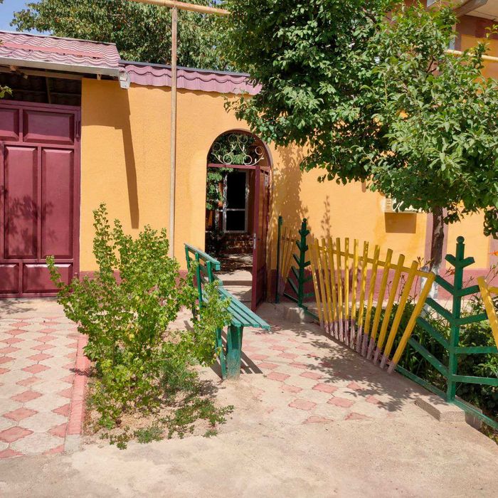 ховли (коттедж) сотилади