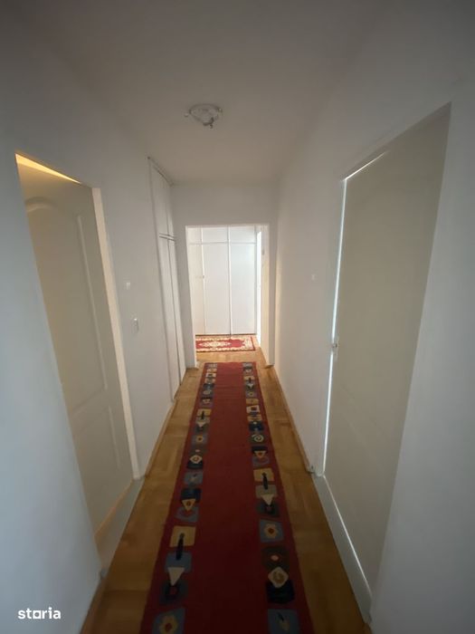 Proprietar vând Apartament 2 camere decomandat Centrul Civic, Brașov