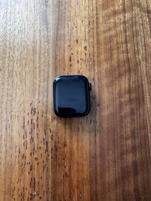 Смарт часовник Apple watch S2