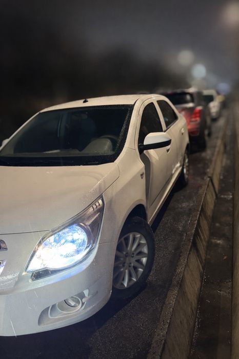 Chevrolet Cobalt 4 позиция сотилади