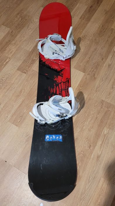 Placa snowboard BURTON 150 cu legături FORUM