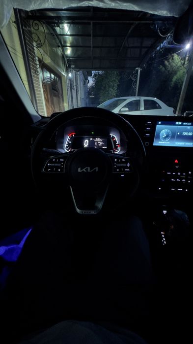 Kia sonet full pozitsiya