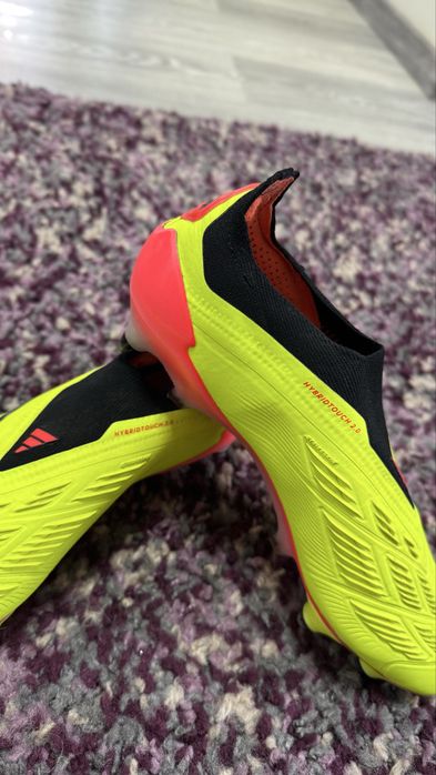 Adidas predator laceless