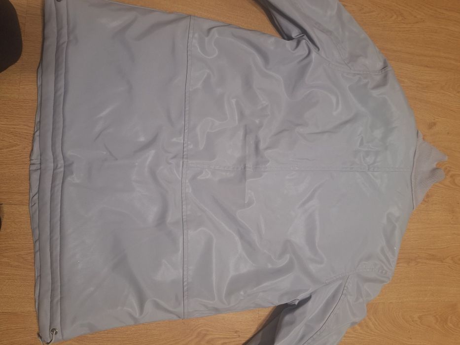 Мъжко яке L ESPRIT водо непромукаемо перфектно състояние