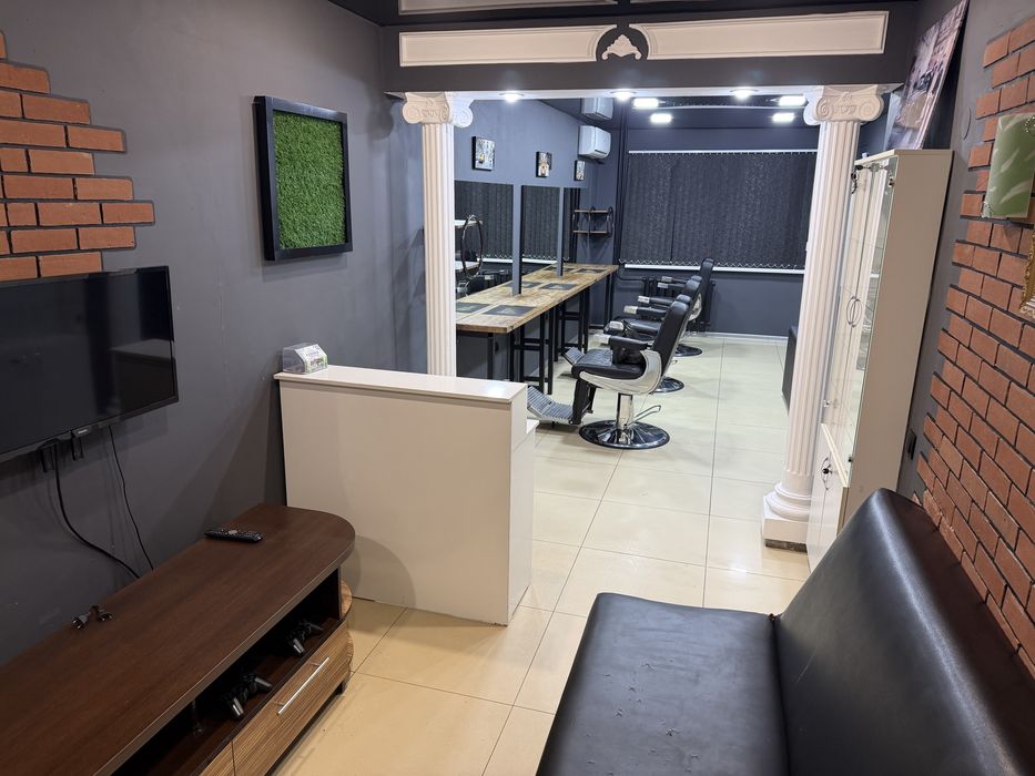 Сдам в аренду бербер-шоп.