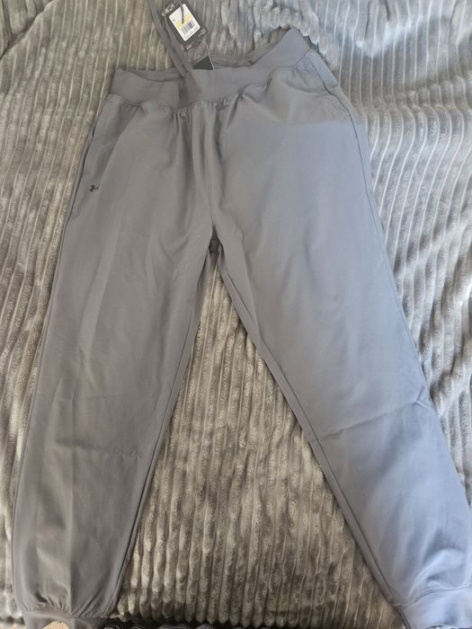 Облекла Under Armour