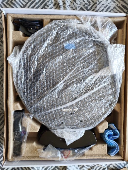 Rovus робот прахосмукачка и моп