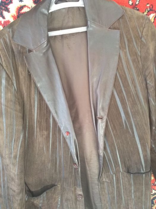 Продам кожанный пиджак
