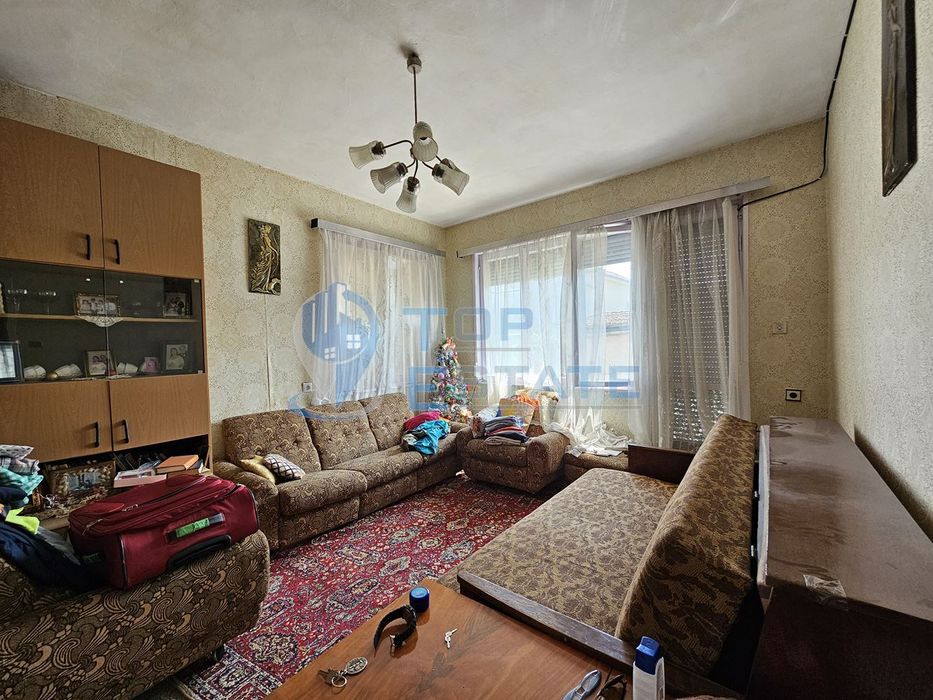 Продава се Къща в Свищов - 234 кв.м за 424 €/кв.м - Снимка #2