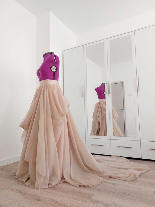 Сватбена пола Дълъг шлейв Телесен цвят Булчинска рокля Фотосесия