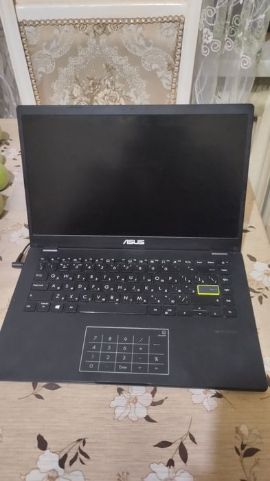 Ноутбук в отличном состоянии