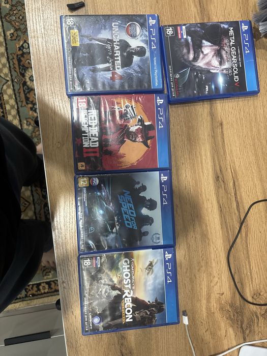 продам игры на пс4 срочно