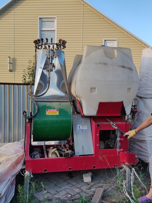 IRIS IM-1000S опрыскиватель, 1000 л