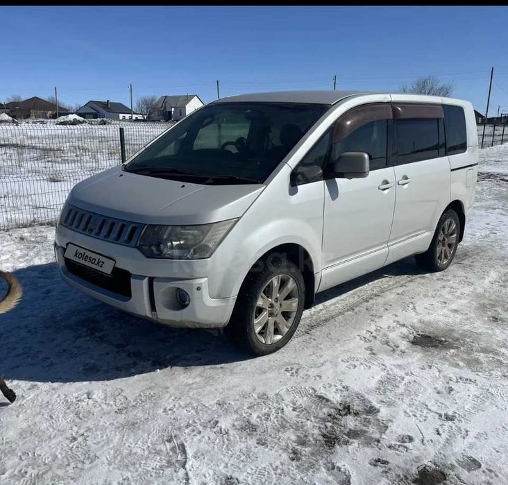 Продам Mitsubishi Delica D:5 2010 г.