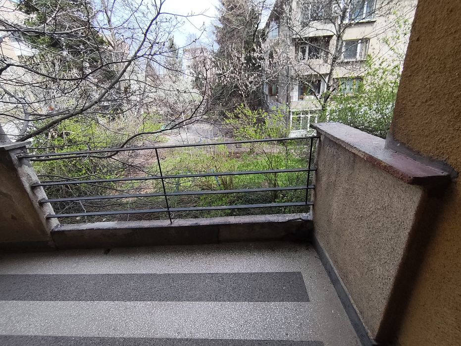 Продавам 3 СТАЕН апартамент