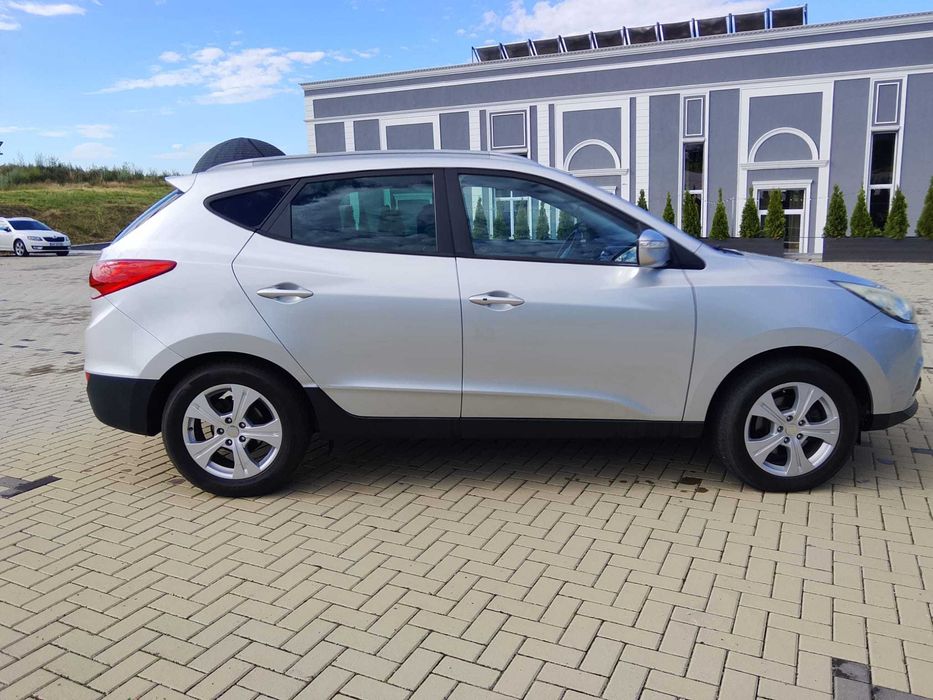 HYUNDAI ix35 2011 — imagine 4