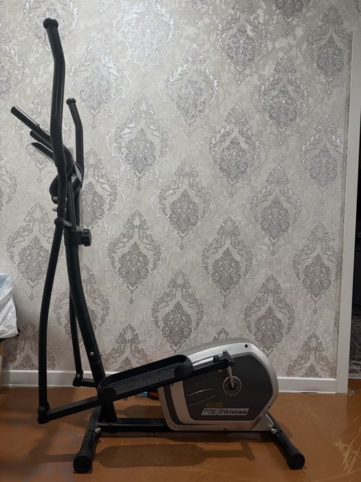 Продаю  диван качеля тренажер