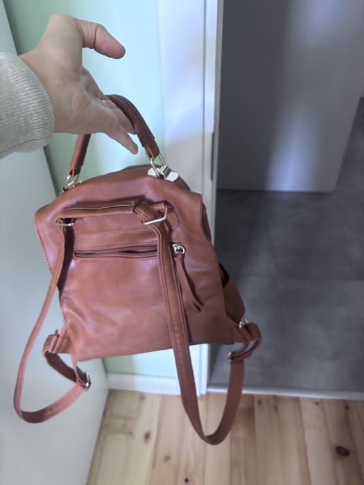 Раница от естествена кожа