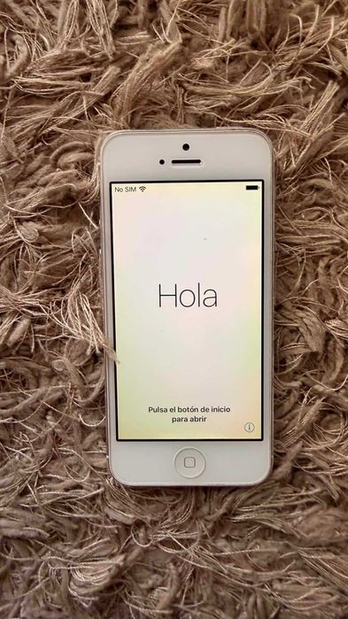 Iphone 5 - заключен apple акаунт