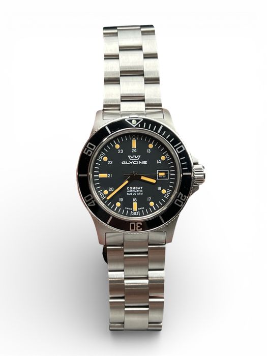 Glycine Combat Sub Automatic – Швейцарски дайвър часовник