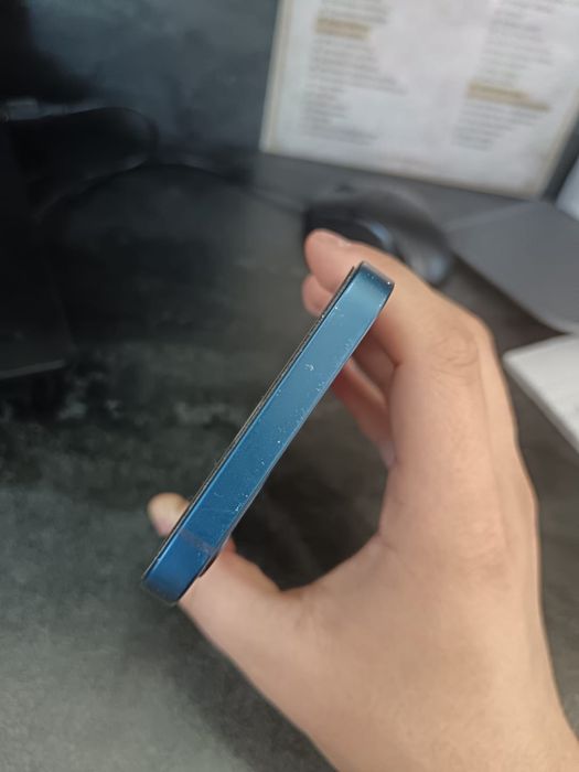 Iphone 12 stocare 64gb