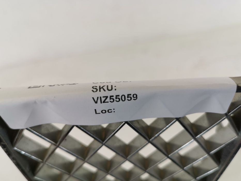 Бентли Континентал ГТ / Bentley Continental GT Оригинална долна решетк