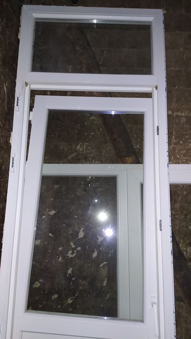 Окно Дверь пластиковое ( б/ у)