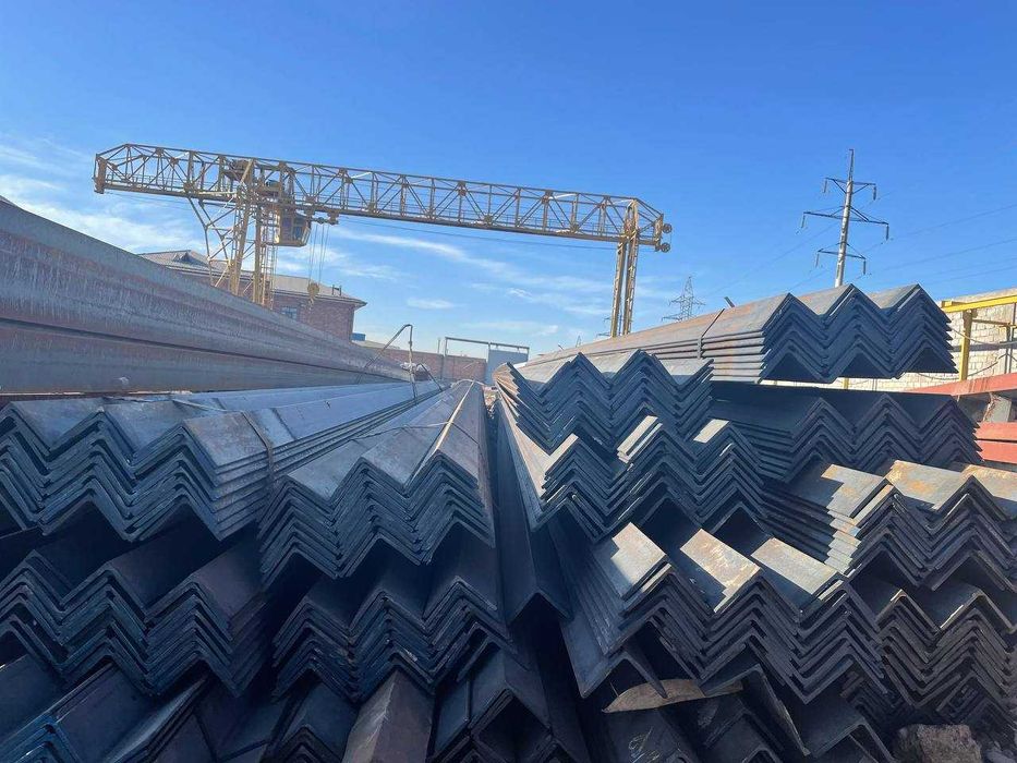 Уголок металлический (Угольник Металлопрокат ) Оптом !