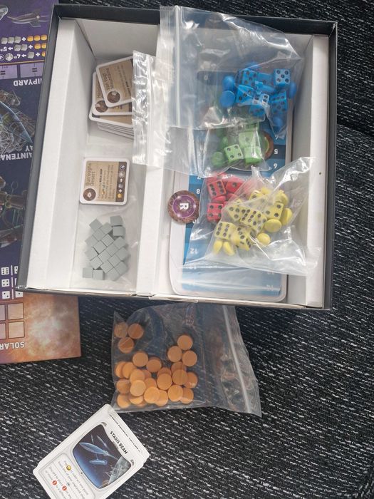 Alien Frontiers Настолна итра board game