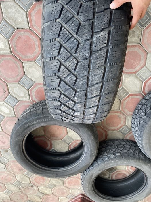 Продам зимние шины от Лексуса!