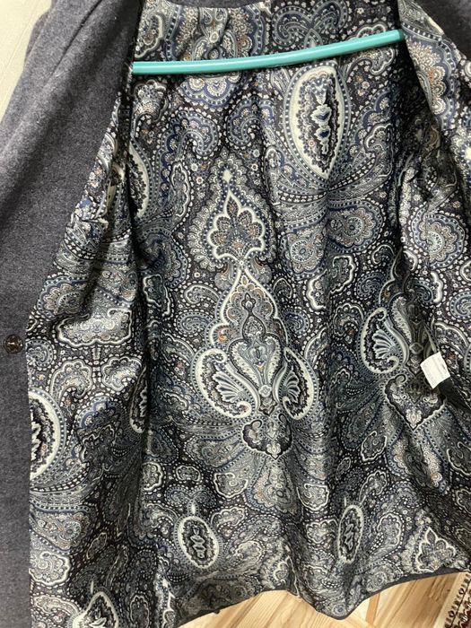 Продам женское пальто