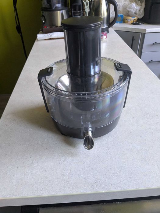 Сокоизтисквачка за кухненски робот Philips Avance Collection hr7778