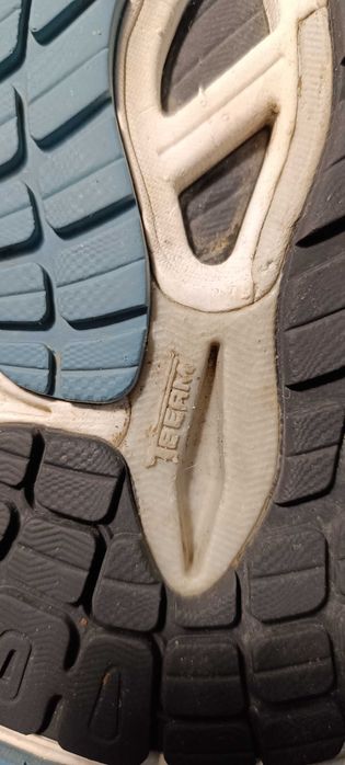 Маратонки НюБаланс