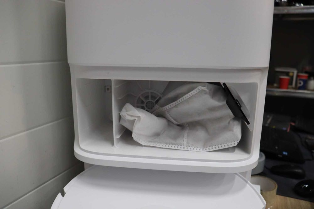 Прахосмукачка робот Dreame/Mova E30 Ultra, моп, автоматично изпразване