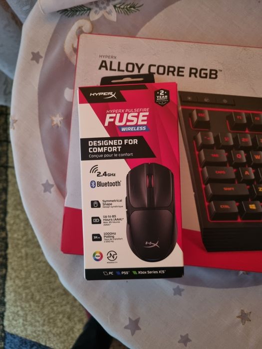 Vând Tastatura si Mouse HyperX