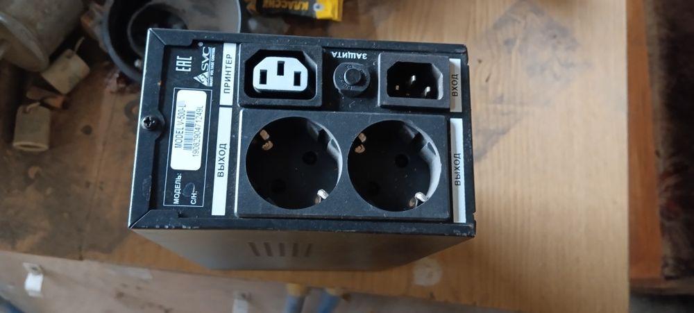 Продам Ups в хорошем состоянии