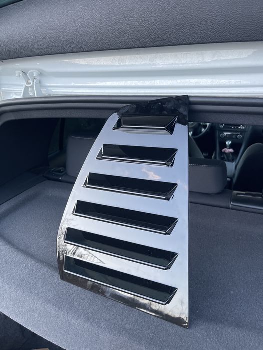 Добавки голф 6 за прозореците