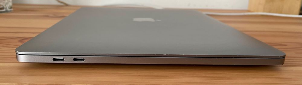 MacBook Pro 13”, 2022, 8 GB RAM